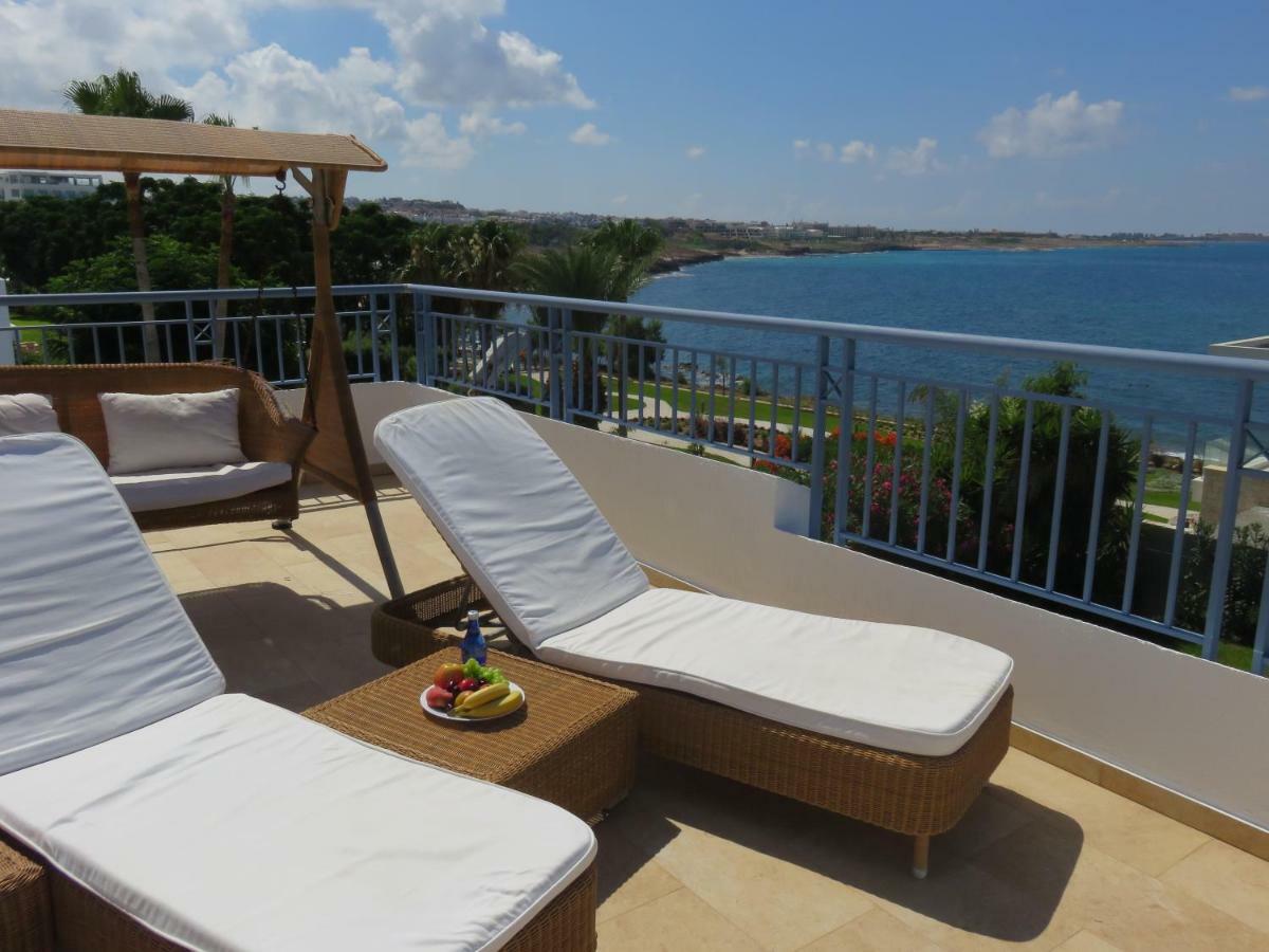 Villa Victoria Paphos Eksteriør billede