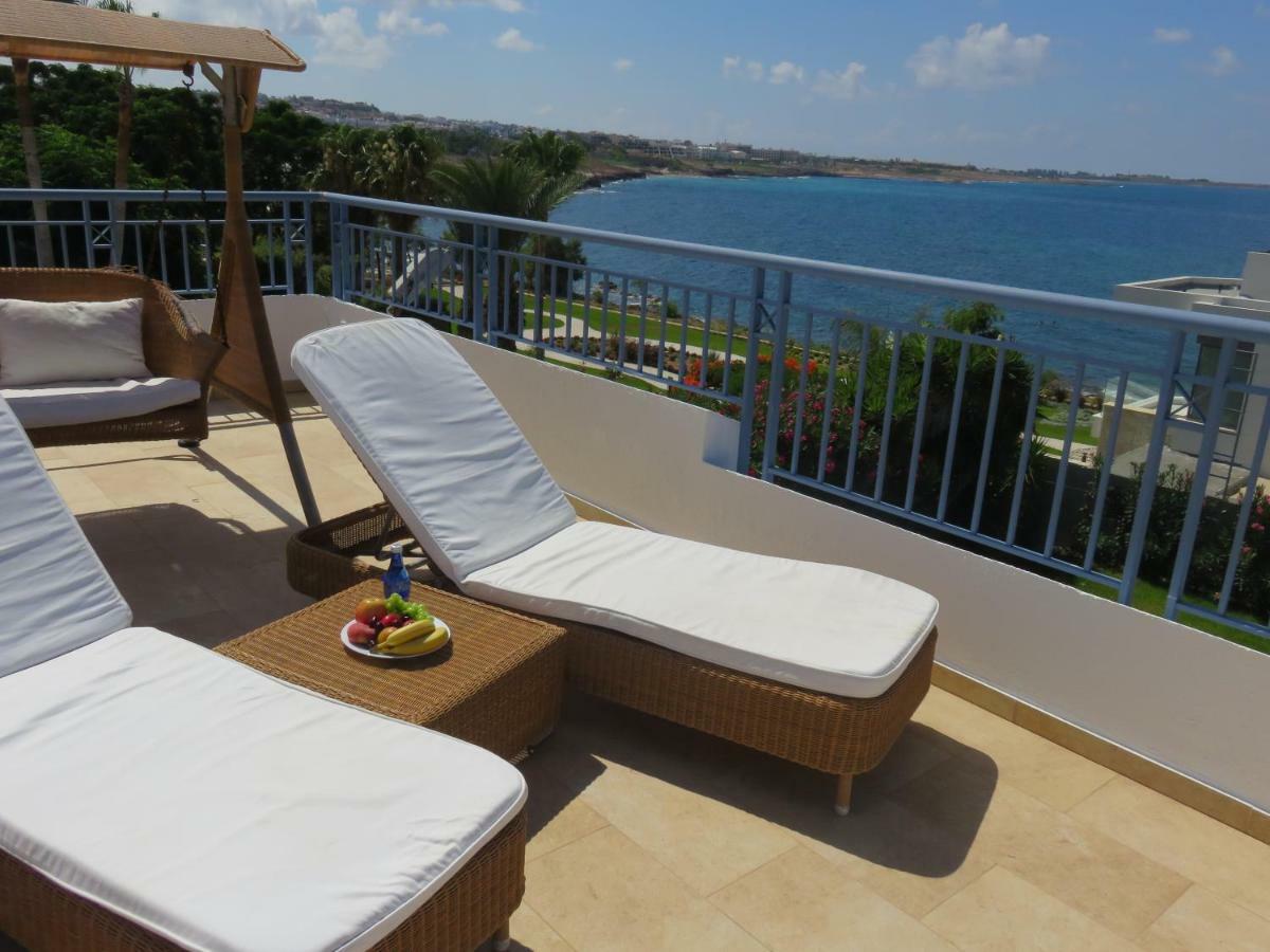 Villa Victoria Paphos Eksteriør billede