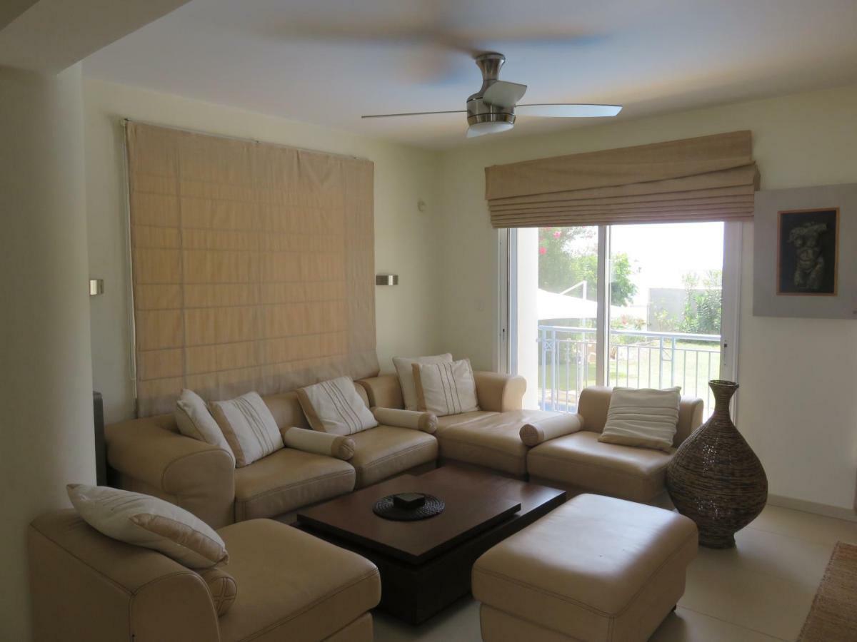Villa Victoria Paphos Eksteriør billede