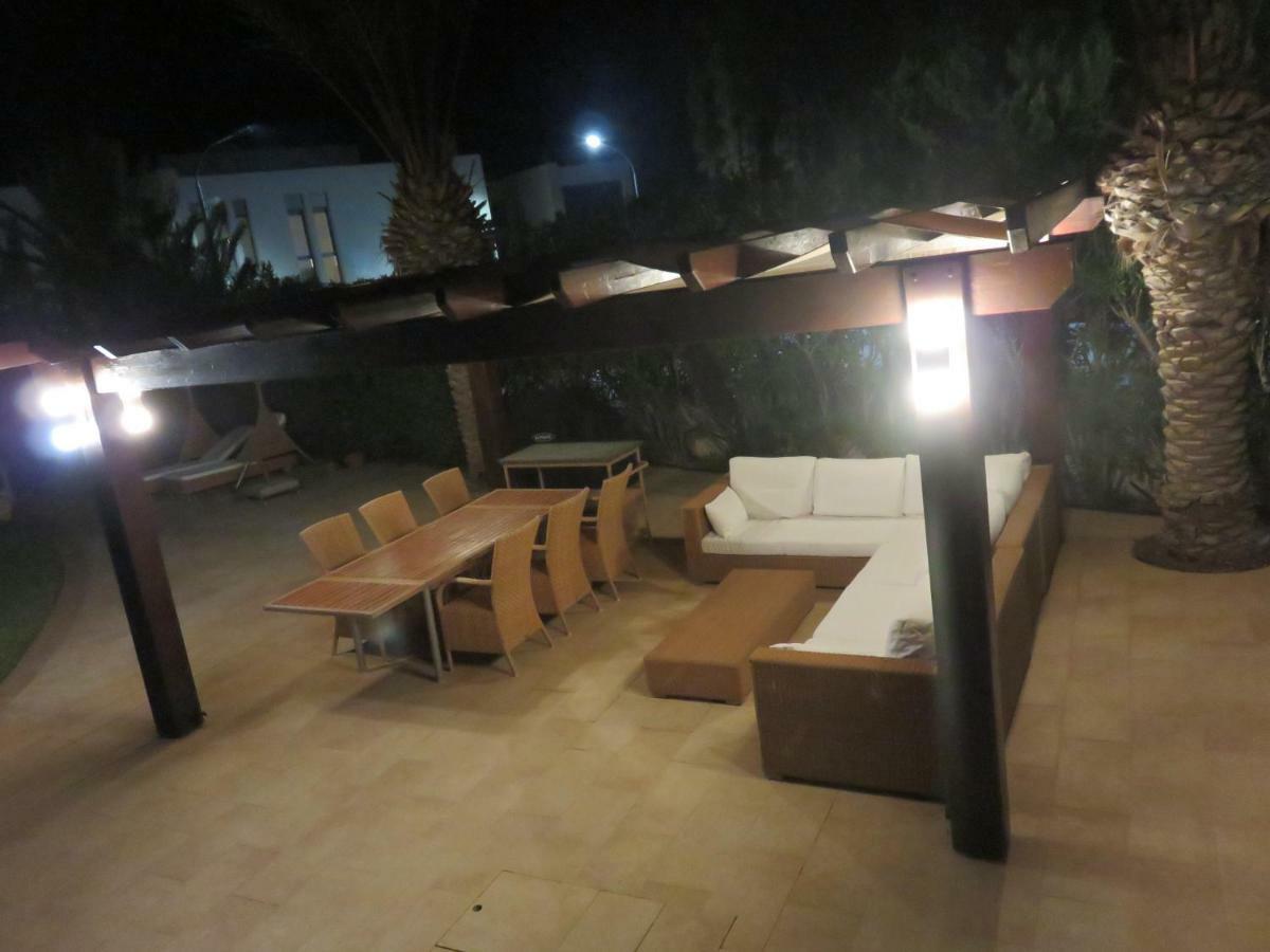 Villa Victoria Paphos Eksteriør billede